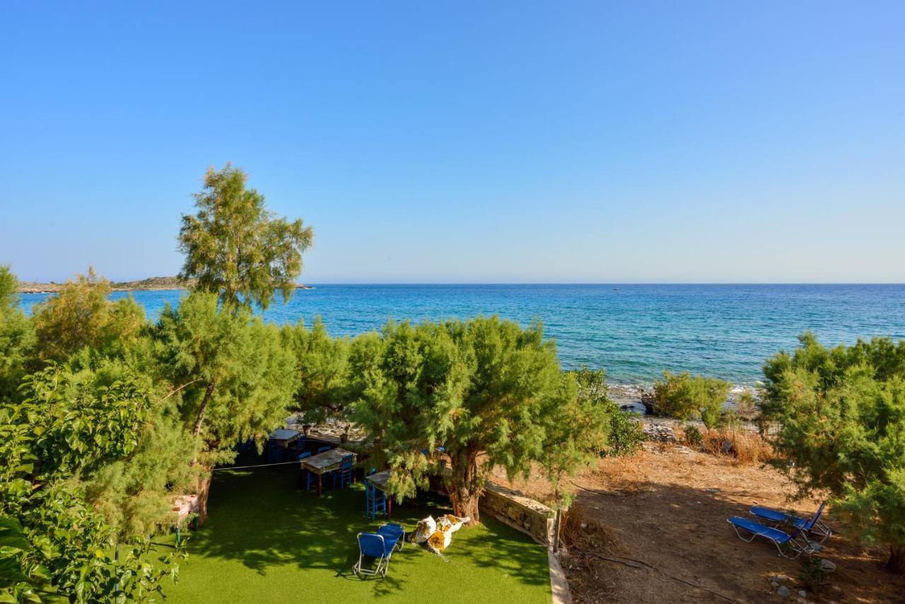 Taverna Akrogiali Lutró Kültér fotó