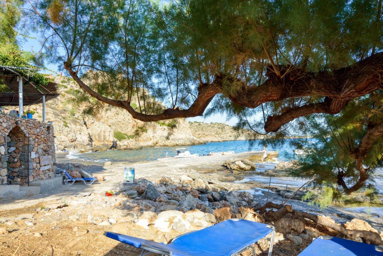 Taverna Akrogiali Lutró Kültér fotó