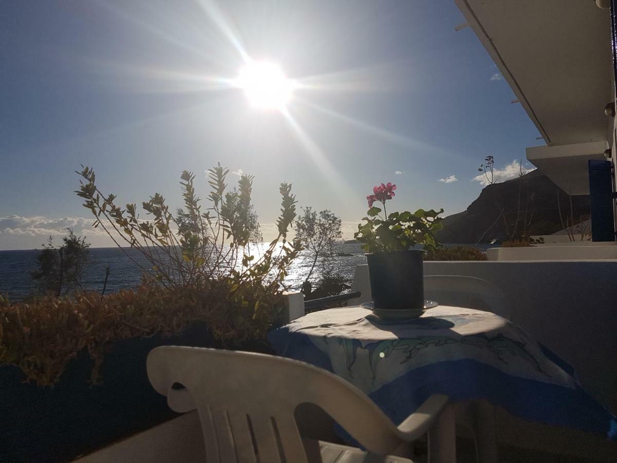 Taverna Akrogiali Lutró Kültér fotó